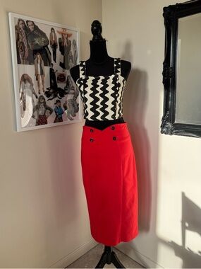 Cider Black and White Zigzag Crop Top